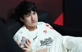 关于Karsa意外战胜曼联，比赛局势复杂引爆全场！的信息-开云官网  第2张